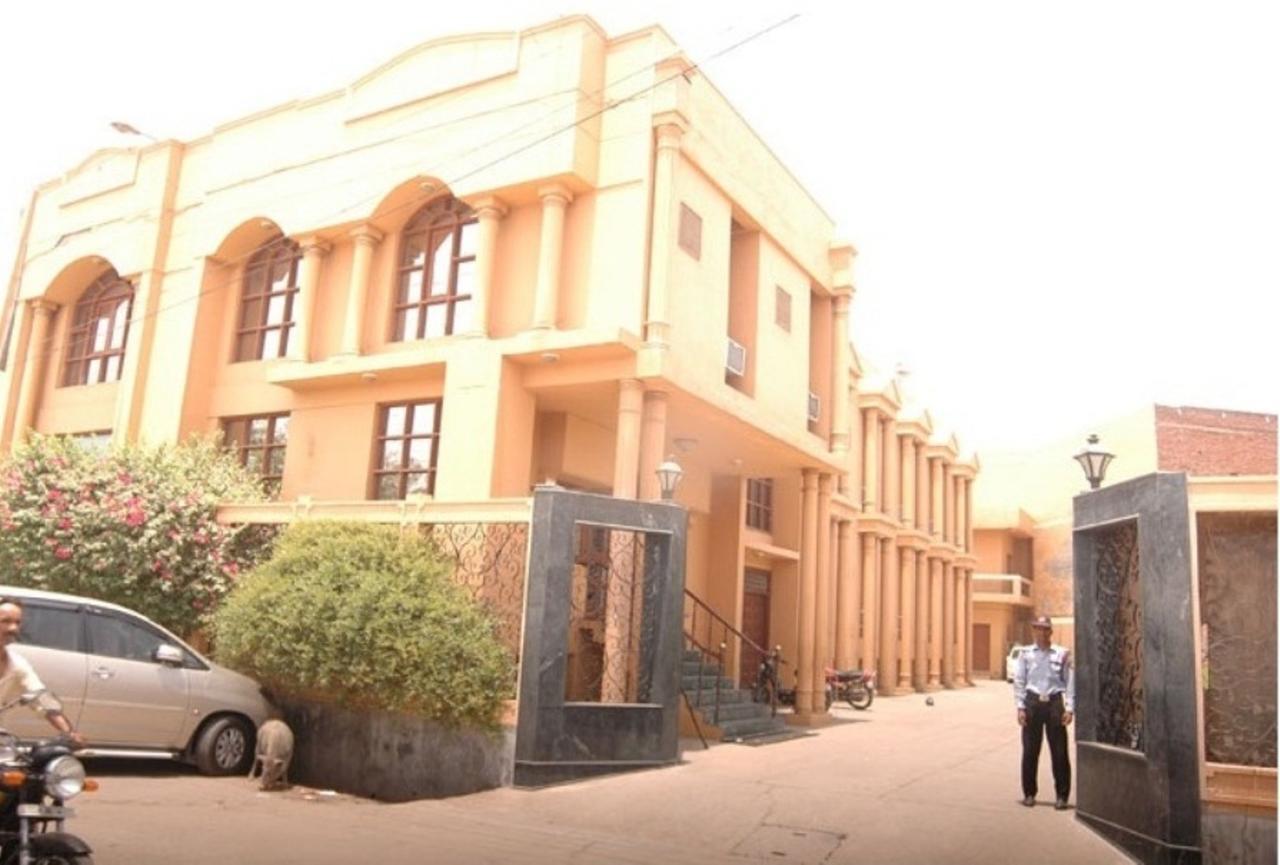 Hotel The Shubham Vrindāvan Exterior foto